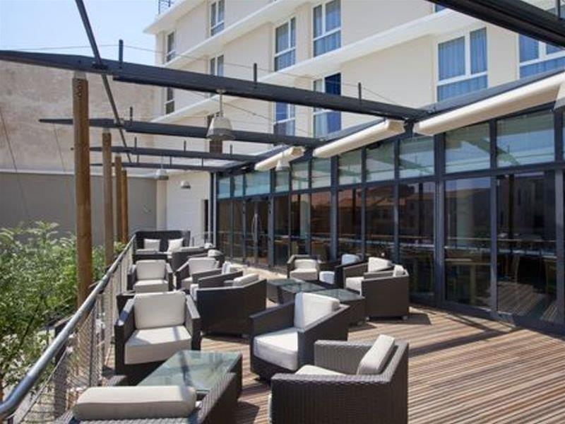 Holiday Inn Express Marseille Saint Charles, An Ihg Hotel Exterior photo